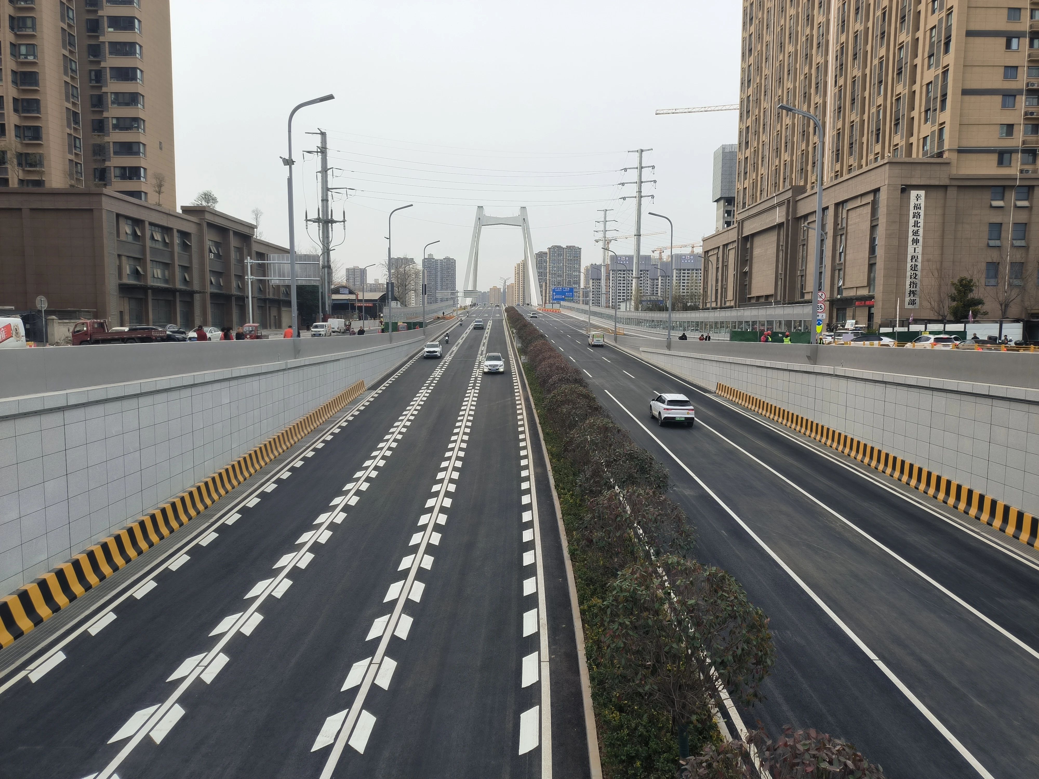 幸福路北延伸工程主线正式通车